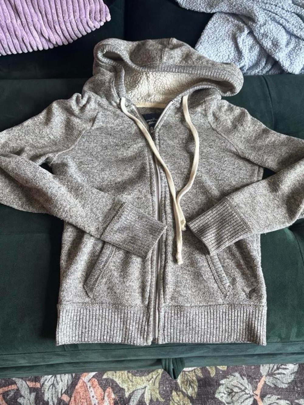 American Eagle Outfitters Heathered Gray Zip-Up Hooded Sweater